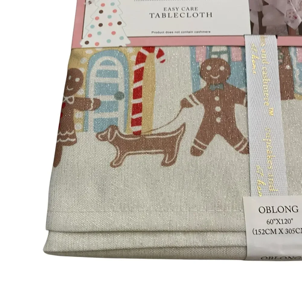 Cupcakes & Cashmere Christmas Gingerbread Man 60x120 Holiday Tablecloth New